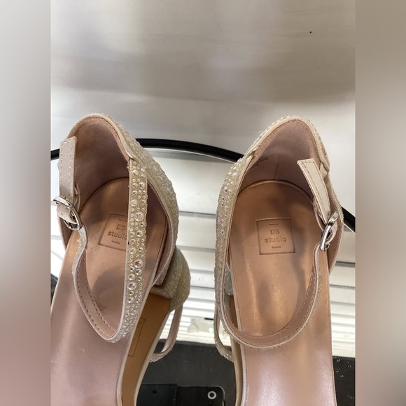 DB Studio Kaya Size 10 Beaded White Womens Heeled Sandals Wedding David’s Bridal - Picture 3 of 10